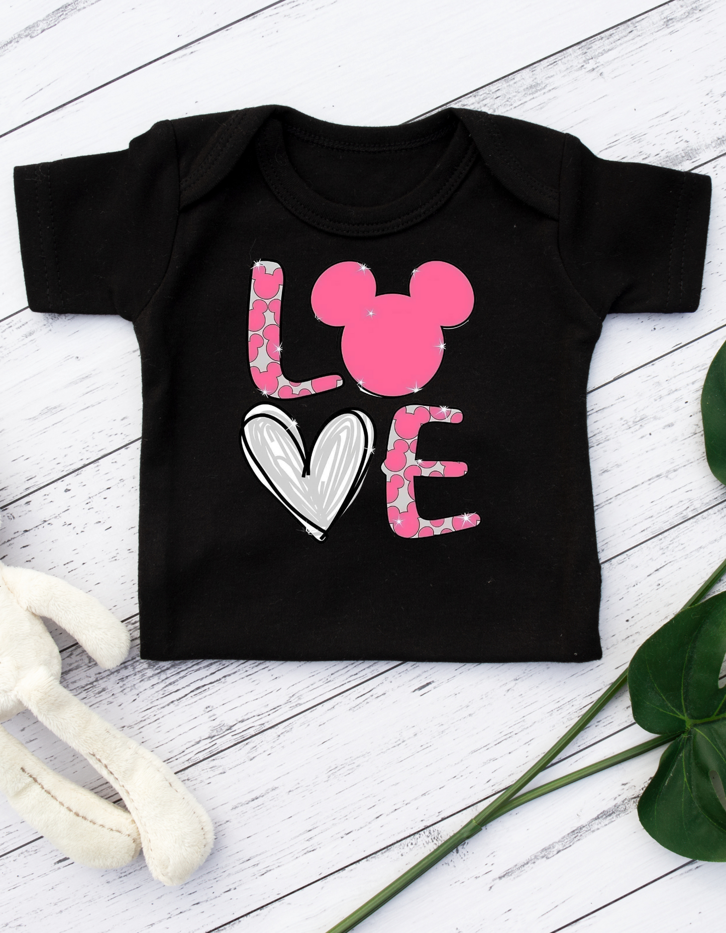 Love & Magic Tee